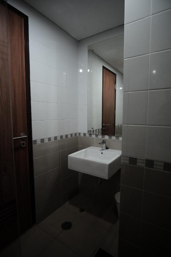 2 Bedrooms - Royal Olive Apartment - Pejaten South Of Jakarta Exteriör bild
